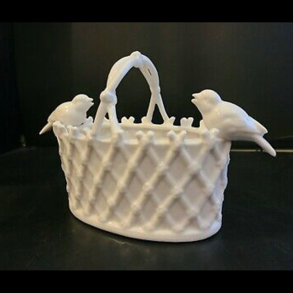 🌸Grace’s Teaware Bird Basket🌸 - Picture 5 of 9